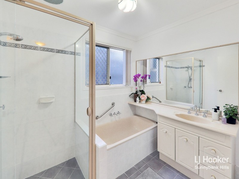 54 Alan Crescent, Eight Mile Plains QLD 4113