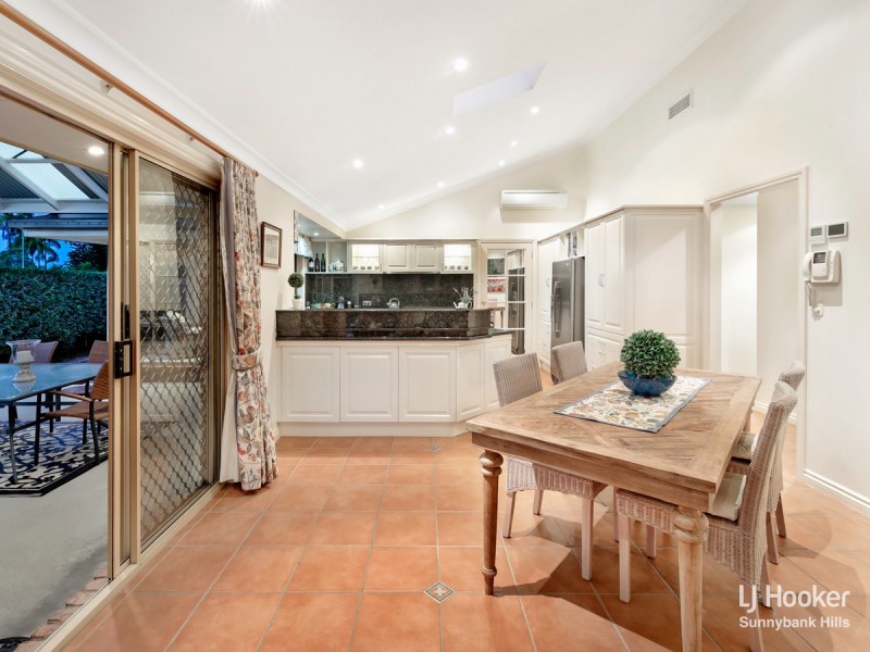2 Excelsa Street, Sunnybank Hills QLD 4109