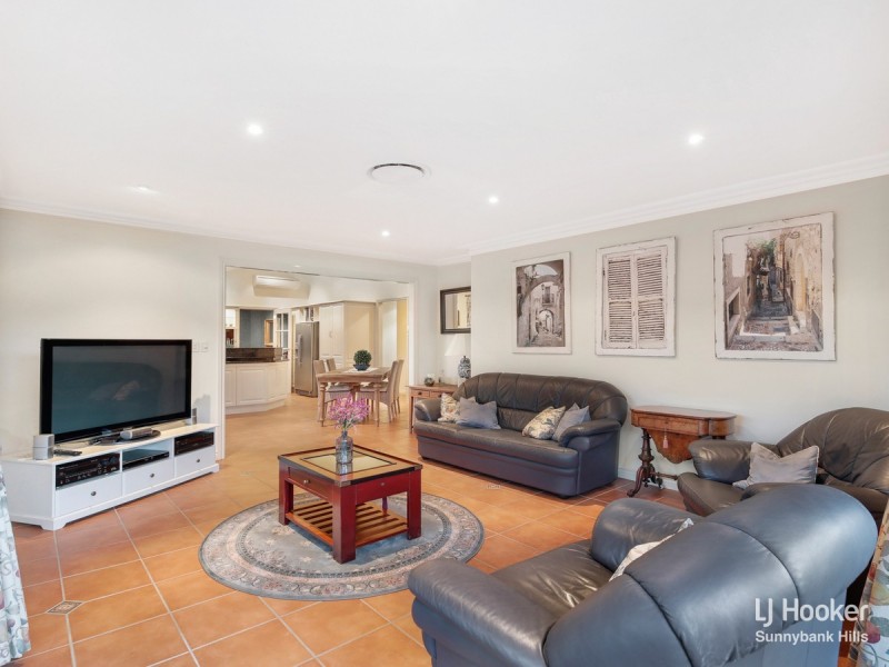 2 Excelsa Street, Sunnybank Hills QLD 4109