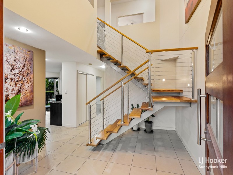 63 Rowland Avenue, Wakerley QLD 4154