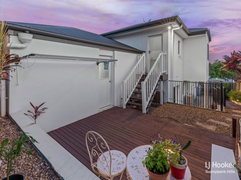 63 Rowland Avenue, Wakerley QLD 4154