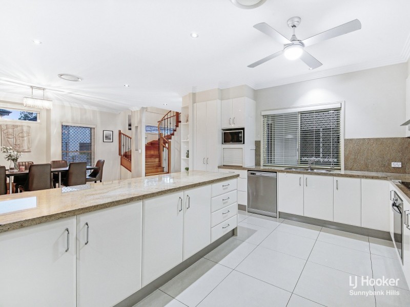 16 Aldea Place, Stretton QLD 4116