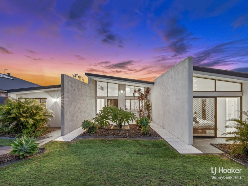 47 Tantanoola Street, Parkinson QLD 4115