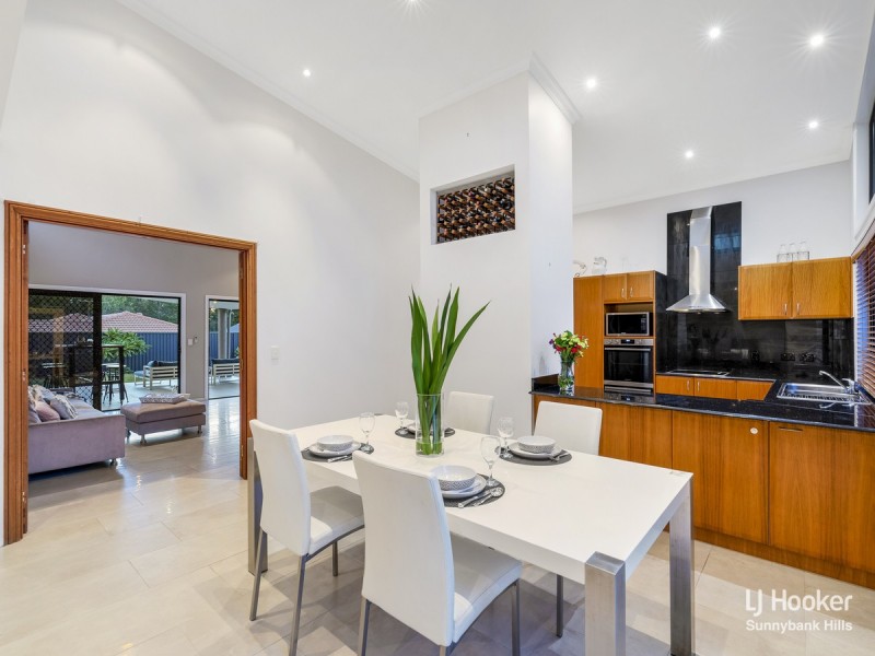 47 Tantanoola Street, Parkinson QLD 4115