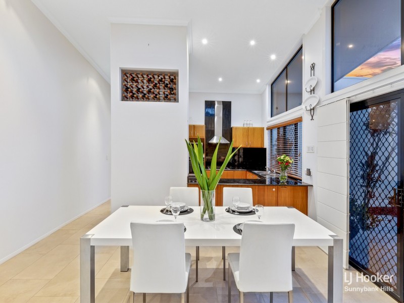 47 Tantanoola Street, Parkinson QLD 4115