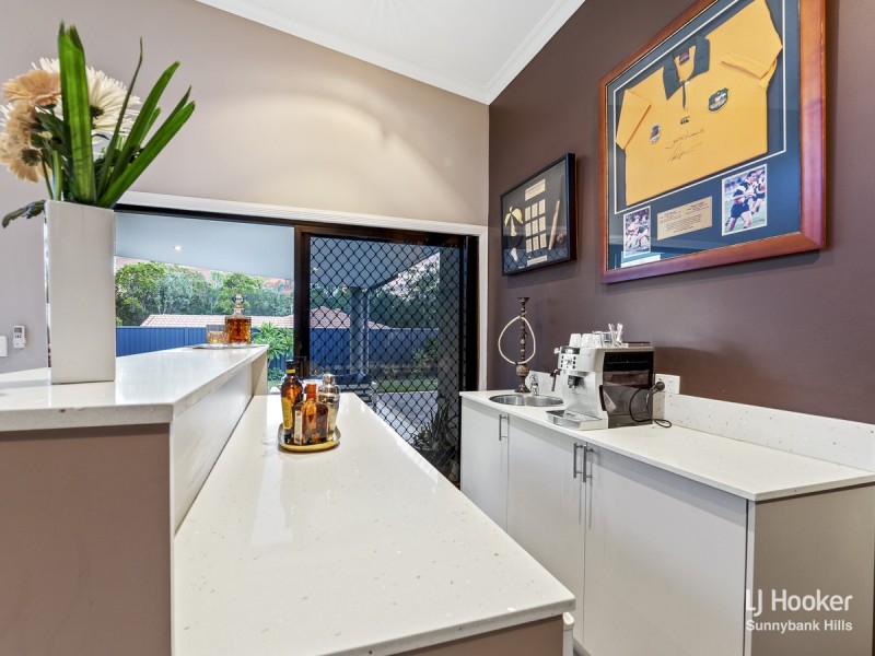 47 Tantanoola Street, Parkinson QLD 4115