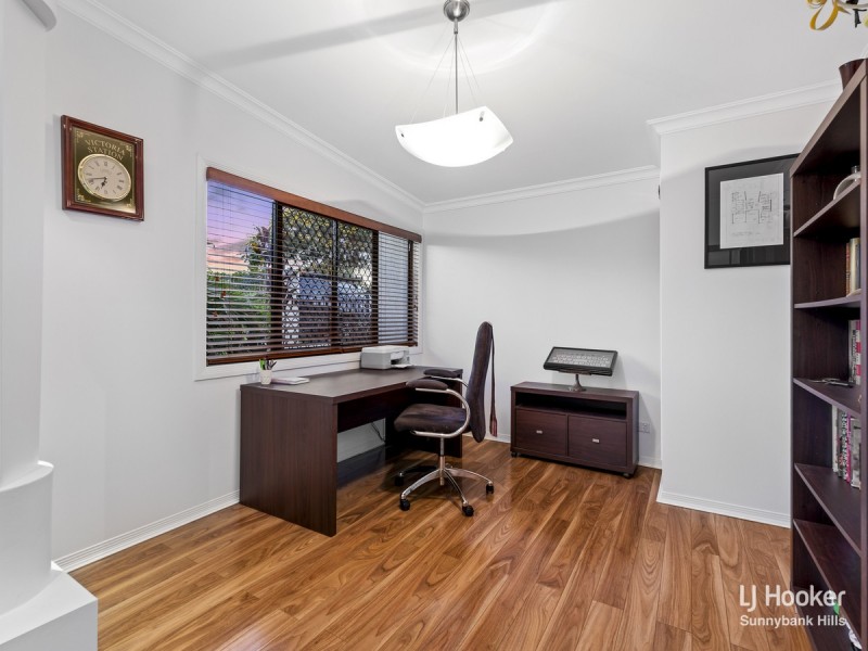 47 Tantanoola Street, Parkinson QLD 4115