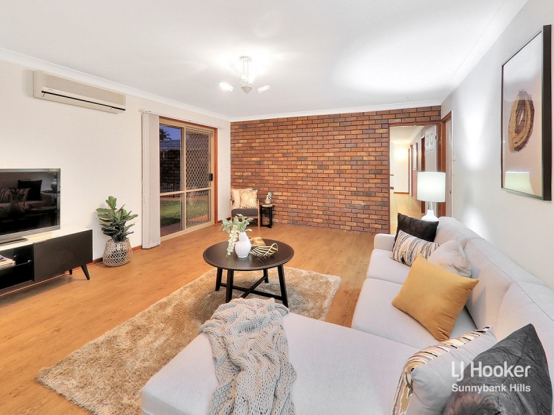 12 McKinley Court, Stretton QLD 4116