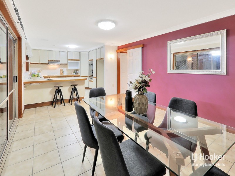 12 McKinley Court, Stretton QLD 4116