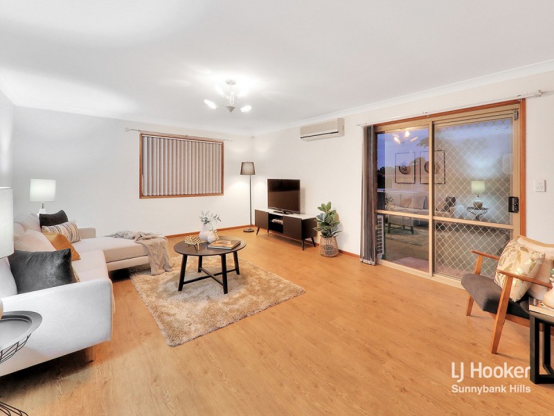 12 McKinley Court, Stretton QLD 4116