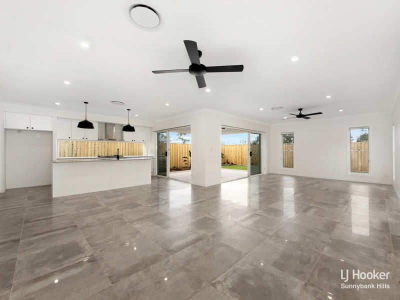 162 & 163 Davidson Circuit, Park Ridge QLD 4125