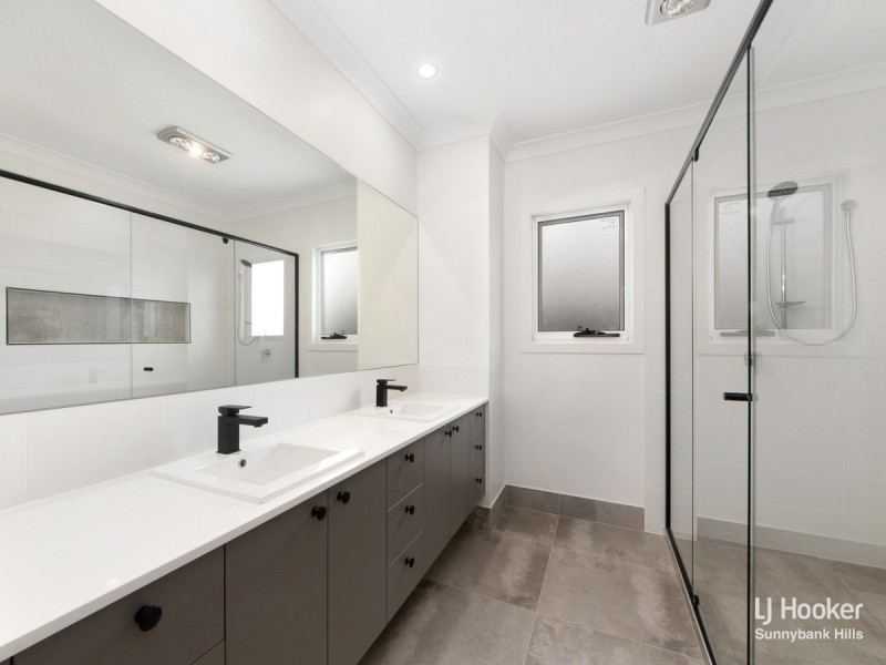 162 & 163 Davidson Circuit, Park Ridge QLD 4125
