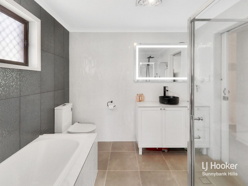 3 Venosa Place, Sunnybank Hills QLD 4109