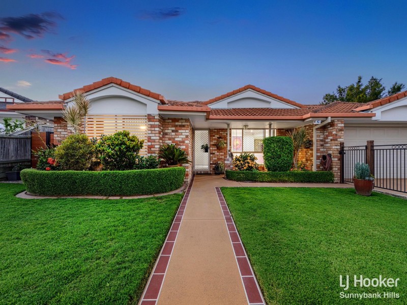 11 Coventry Place, Wishart QLD 4122