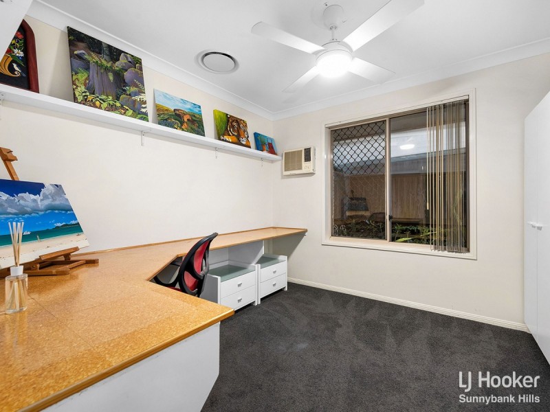 11 Coventry Place, Wishart QLD 4122