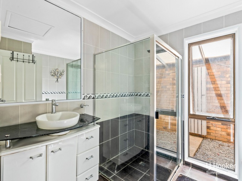 134 Pinelands Road, Sunnybank Hills QLD 4109