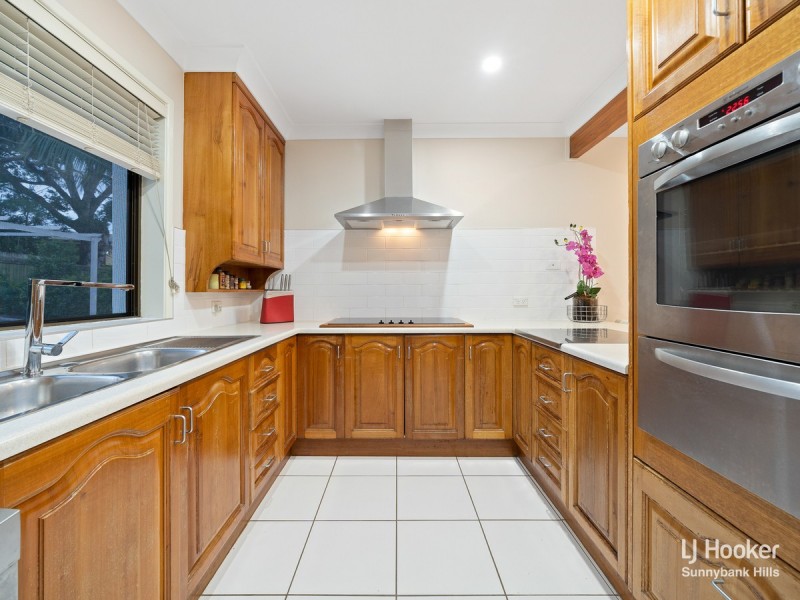 76 Amega Street, Mount Gravatt East QLD 4122