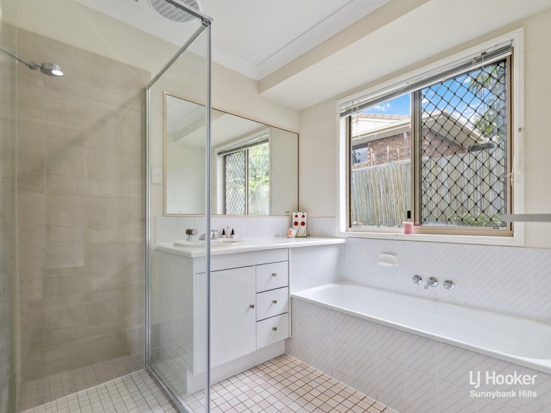 109 Stones Road, Sunnybank Hills QLD 4109