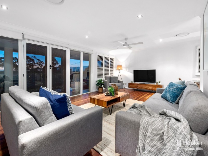 11 Bakewell Street, Mount Gravatt East QLD 4122