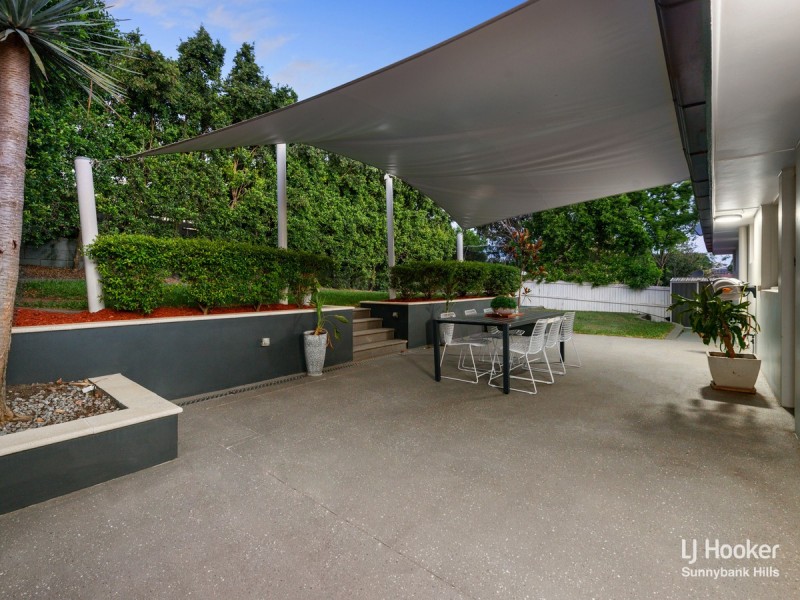 11 Bakewell Street, Mount Gravatt East QLD 4122