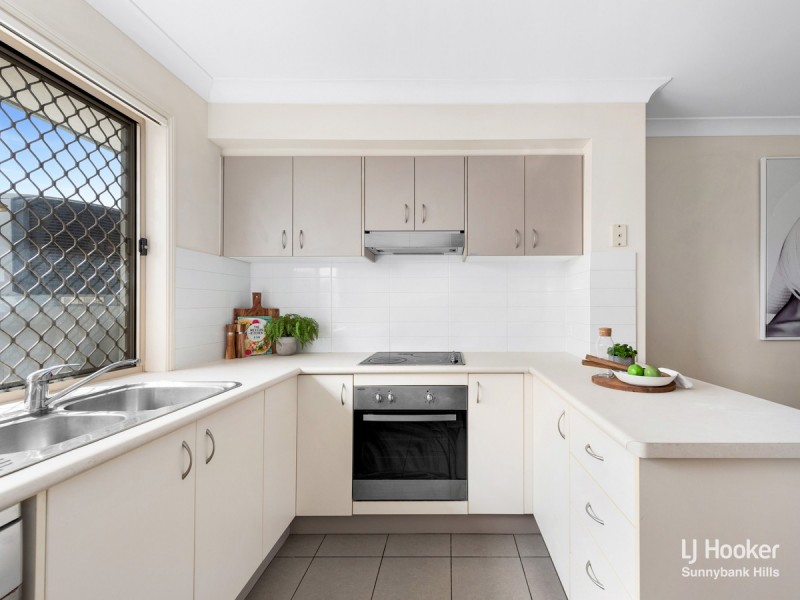 8/18 Mornington Court, Calamvale QLD 4116