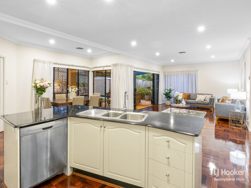 37 Toorak Place, Runcorn QLD 4113