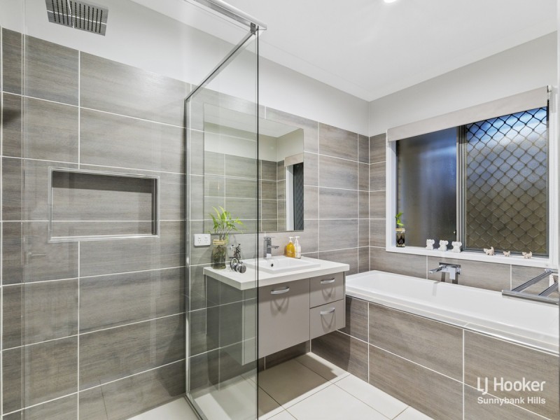 76 Brookbent Road, Pallara QLD 4110