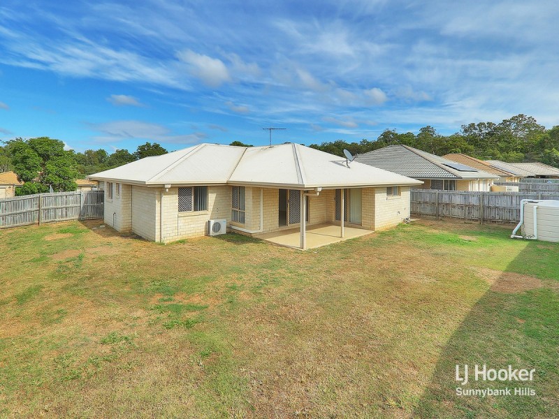 9 Linfield Street, Hillcrest QLD 4118