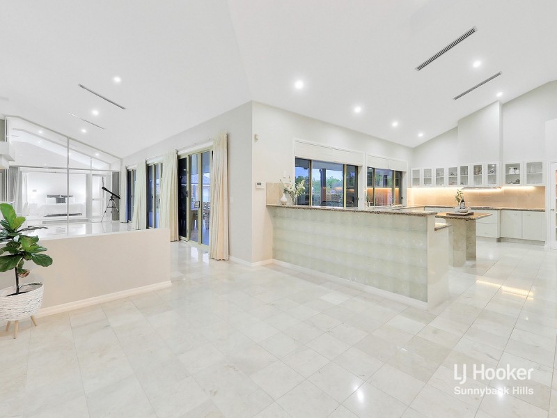 176 Springwood Road, Springwood QLD 4127