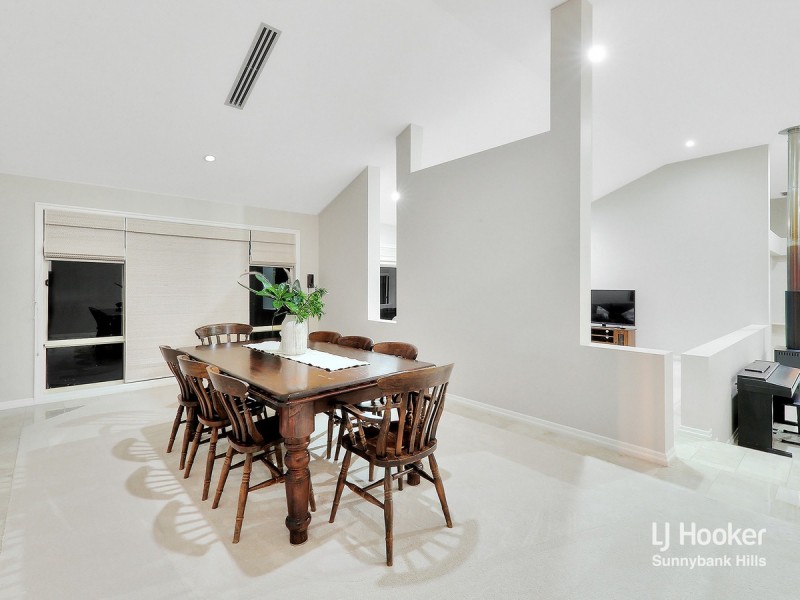 176 Springwood Road, Springwood QLD 4127