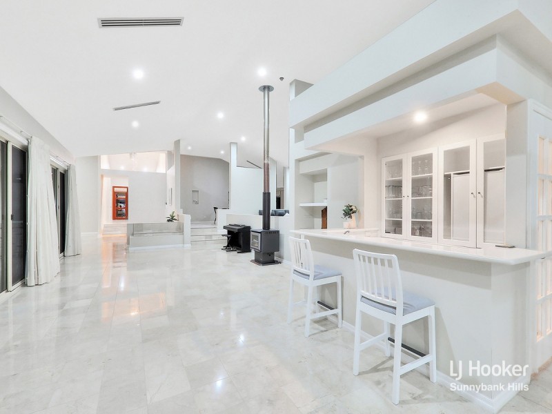 176 Springwood Road, Springwood QLD 4127