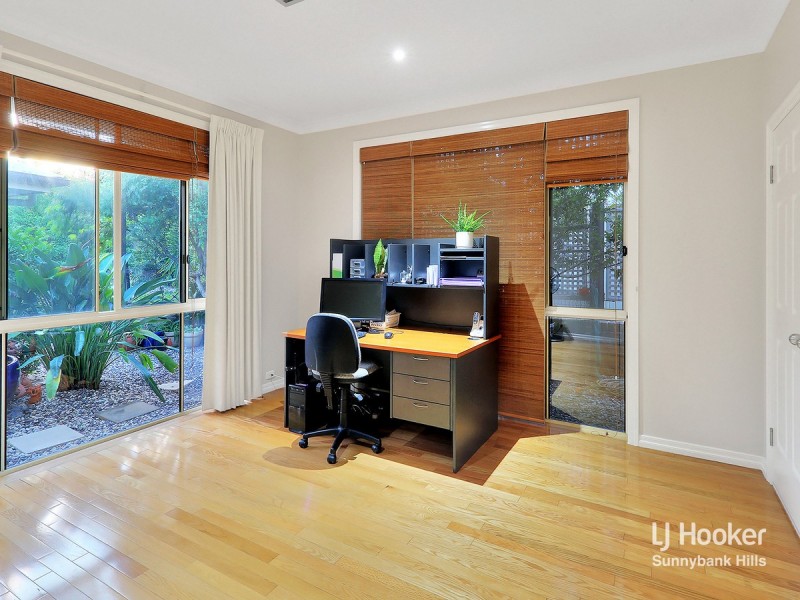 176 Springwood Road, Springwood QLD 4127