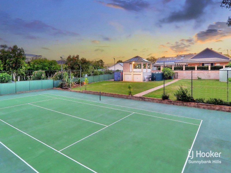 176 Springwood Road, Springwood QLD 4127