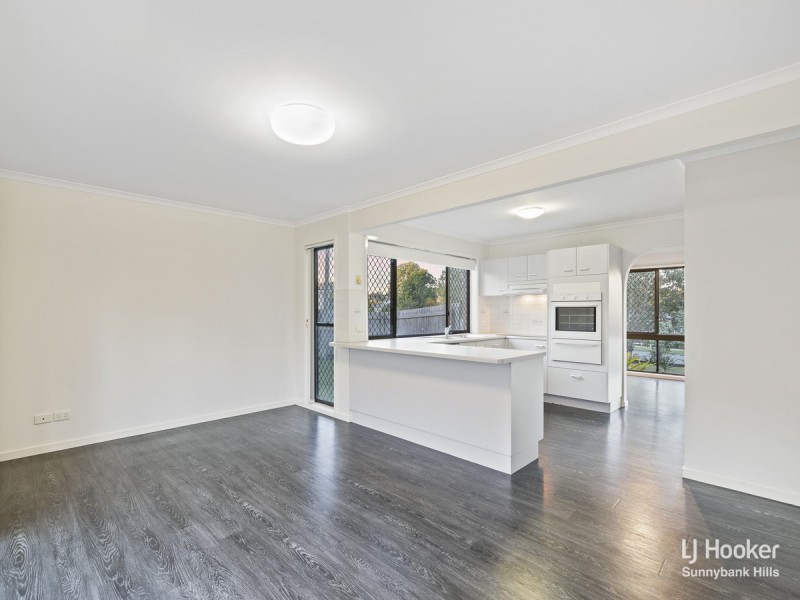 82 Parklands Street, Calamvale QLD 4116