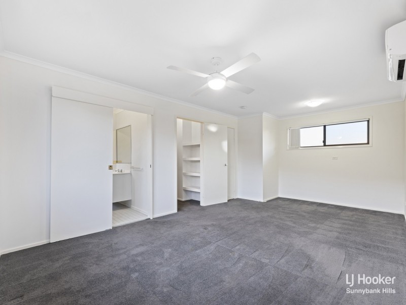 82 Parklands Street, Calamvale QLD 4116