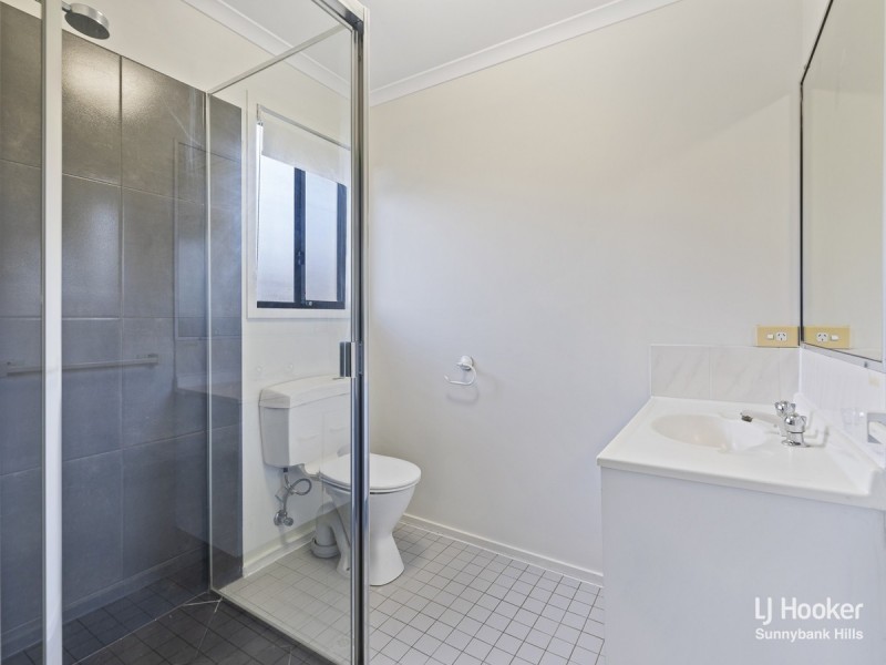 82 Parklands Street, Calamvale QLD 4116