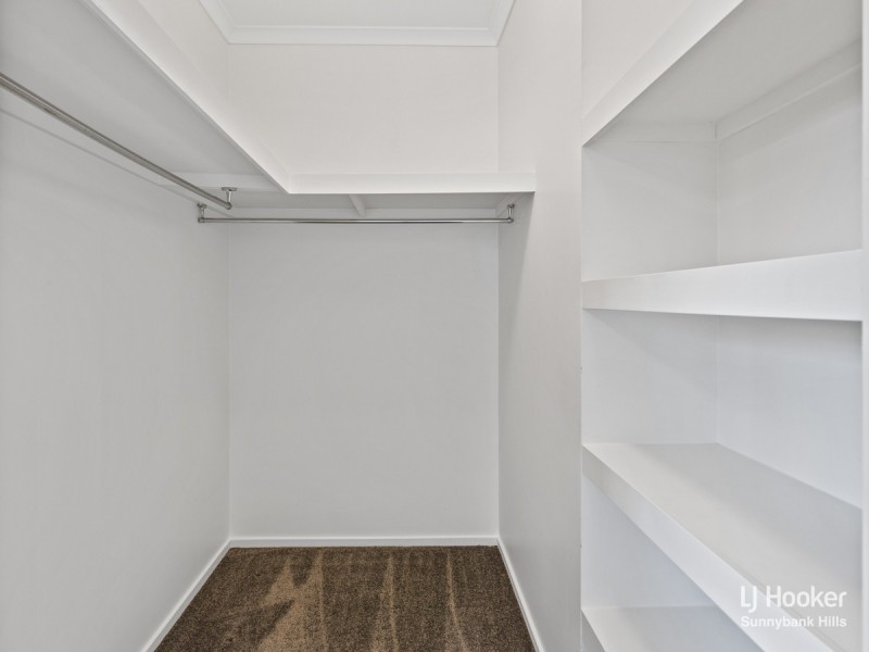 82 Parklands Street, Calamvale QLD 4116