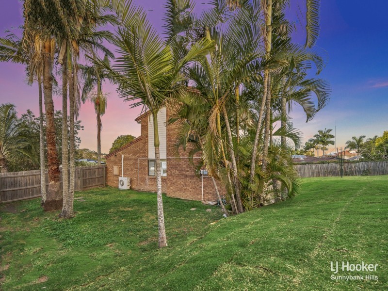 82 Parklands Street, Calamvale QLD 4116