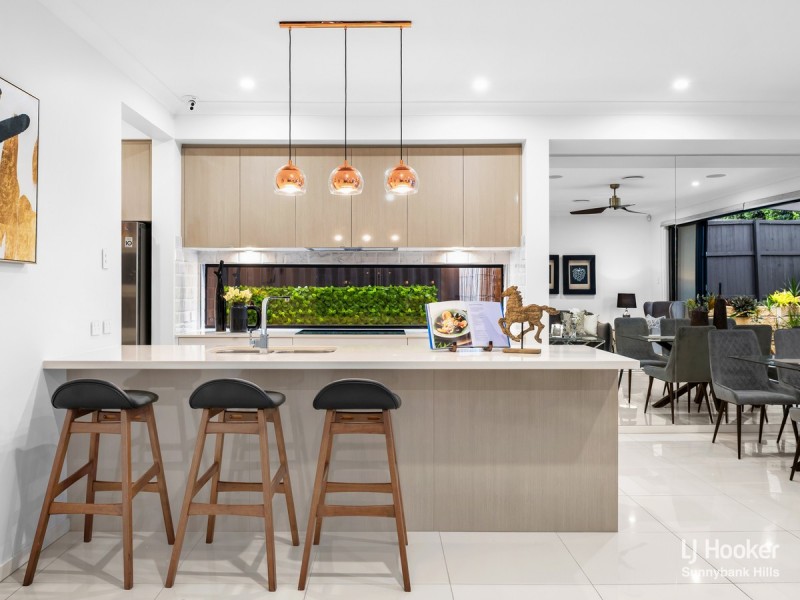 45 Cockatoo Place, Rochedale QLD 4123