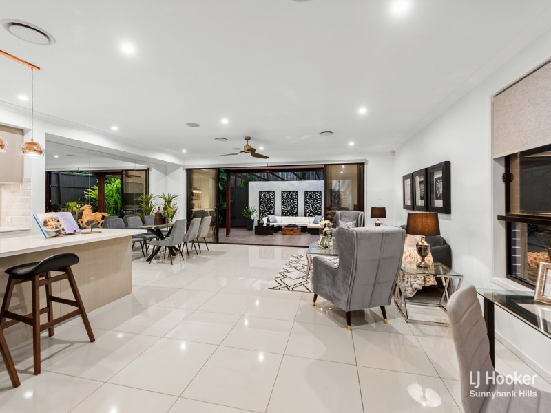 45 Cockatoo Place, Rochedale QLD 4123