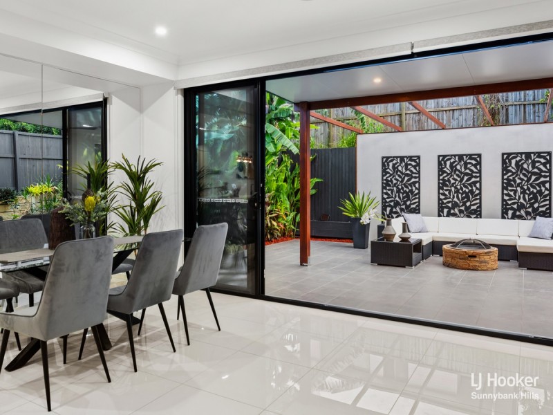 45 Cockatoo Place, Rochedale QLD 4123