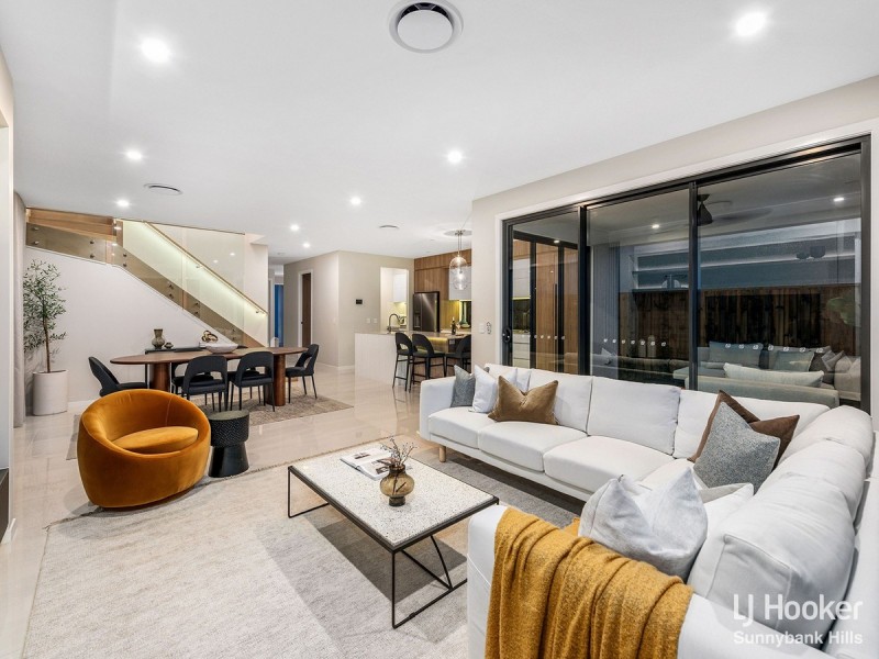 37 Daniel Drive, Rochedale QLD 4123