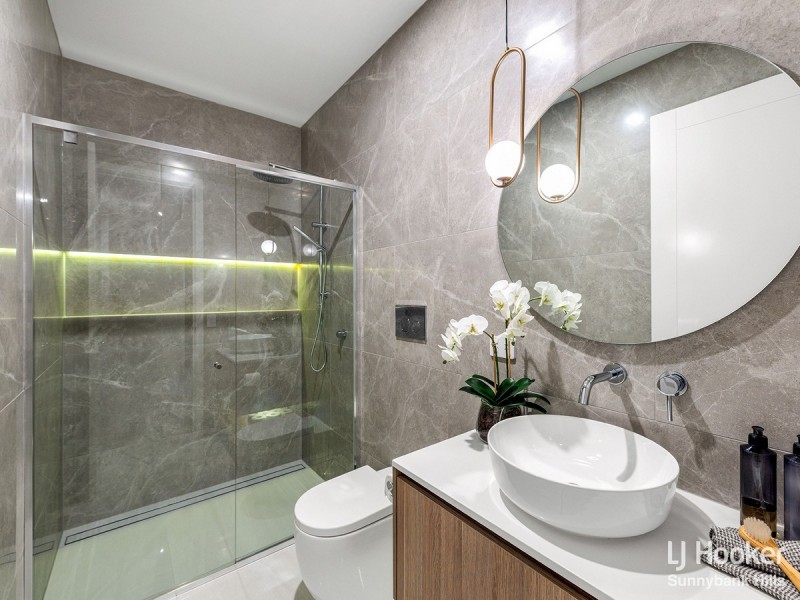 37 Daniel Drive, Rochedale QLD 4123