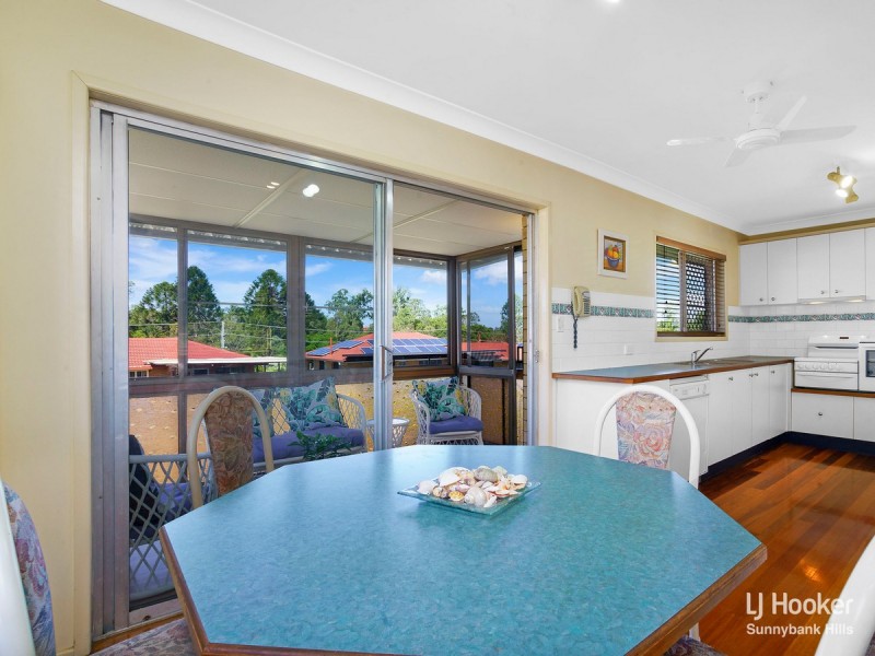 14 Ceriman Street, Macgregor QLD 4109