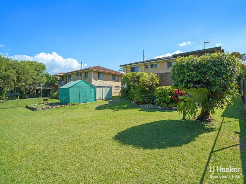 14 Ceriman Street, Macgregor QLD 4109