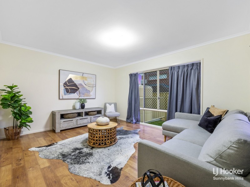 37 Dellforest Drive, Calamvale QLD 4116