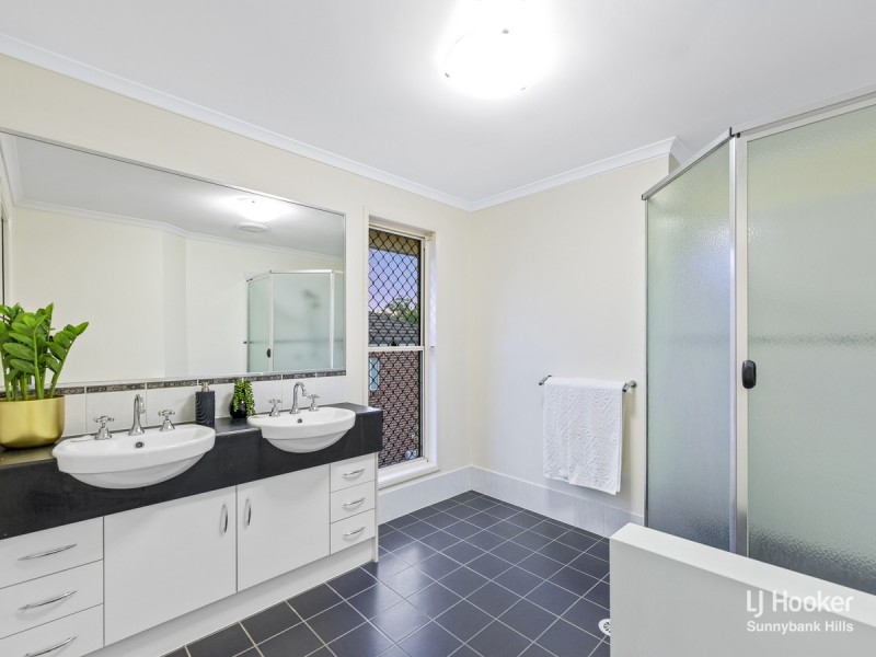 37 Dellforest Drive, Calamvale QLD 4116