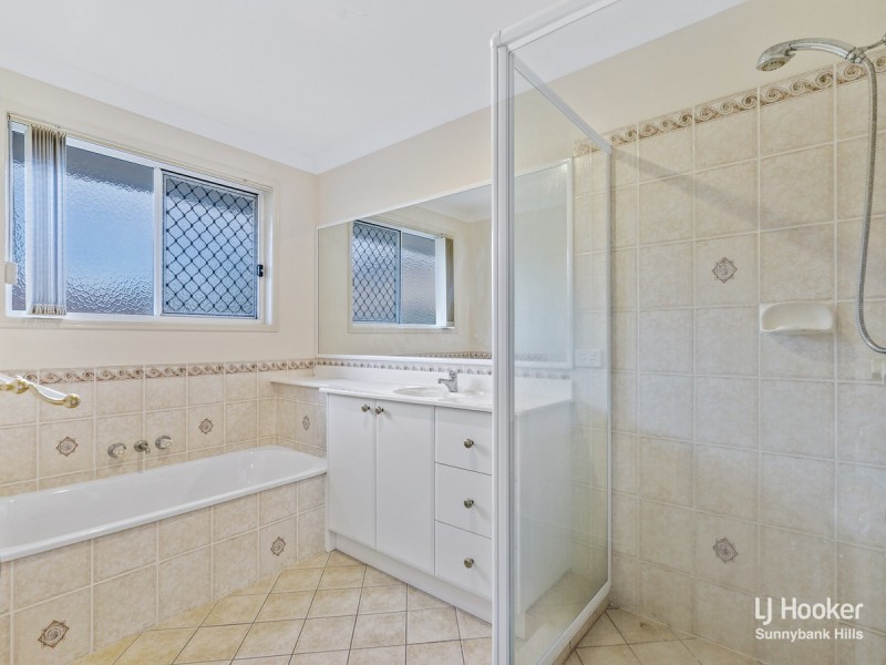 6 Forgione Court, Calamvale QLD 4116