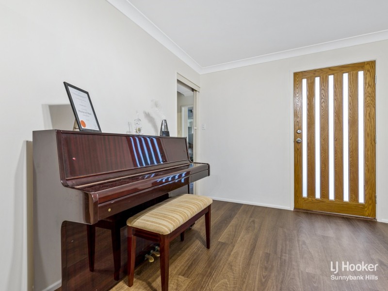 5 Lakkari Street, Eight Mile Plains QLD 4113