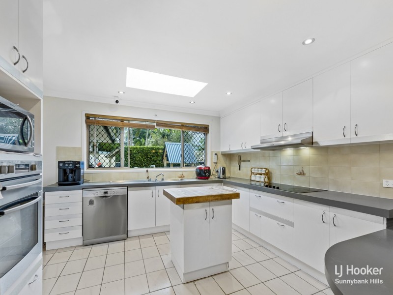 5 Lakkari Street, Eight Mile Plains QLD 4113